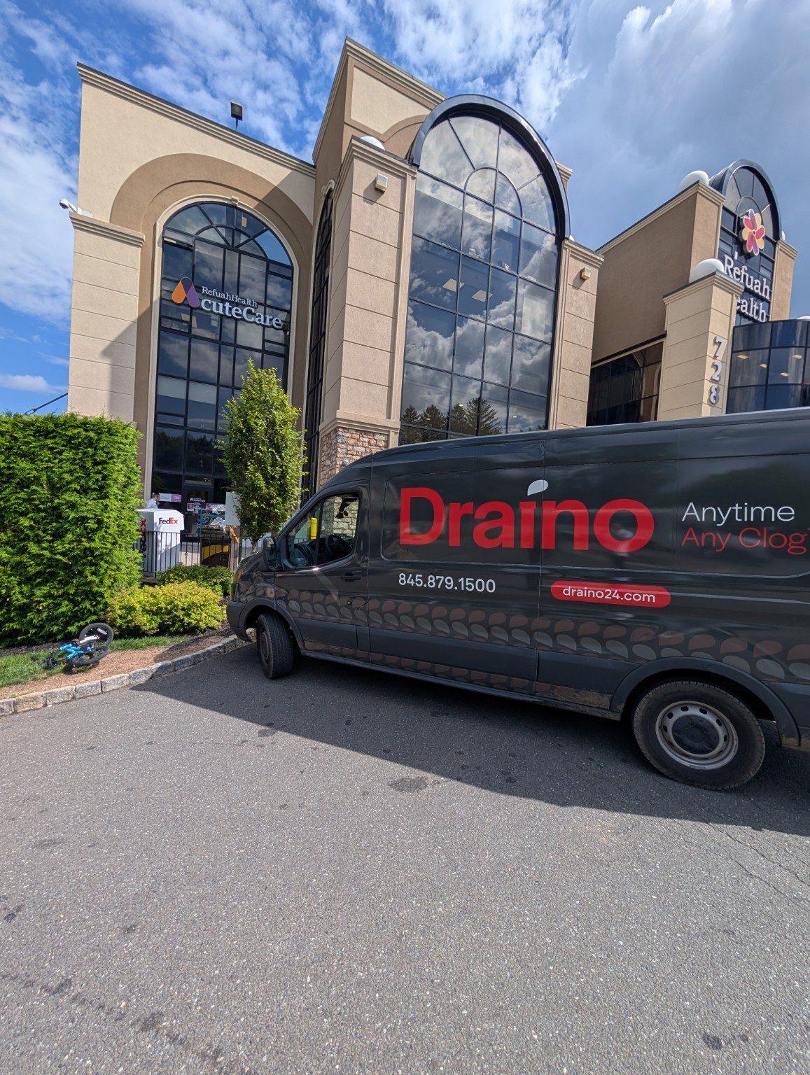 Draino Sewer truck and professional drain equipment