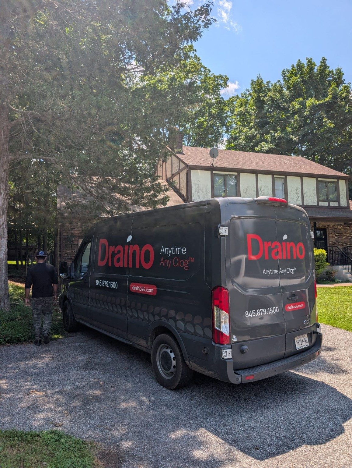 Draino service van parked at a home in Rockland County