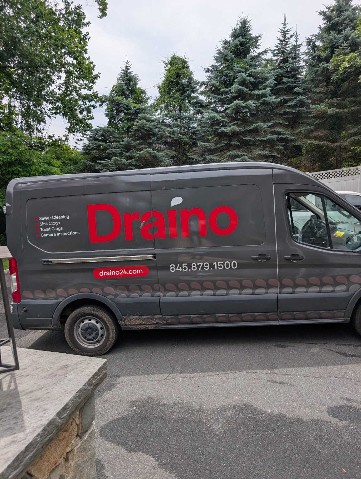Draino service van